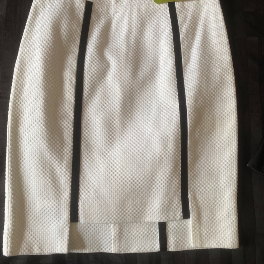 Nicole  Miller pencil Professional Skirt
